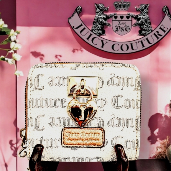 🔐🗝️Juicy Couture Signature Cream and Gold Women's Wallet - Picture 1 of 13